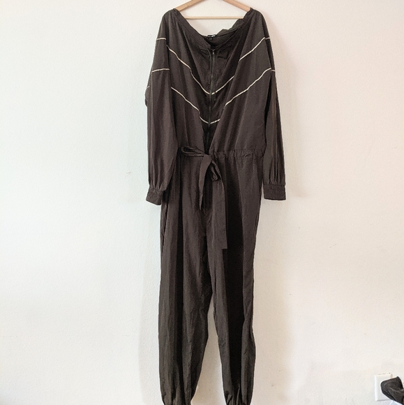 NWT Fashion Nova Shopping Is My Cardio Jumpsuit - Picture 2 of 10